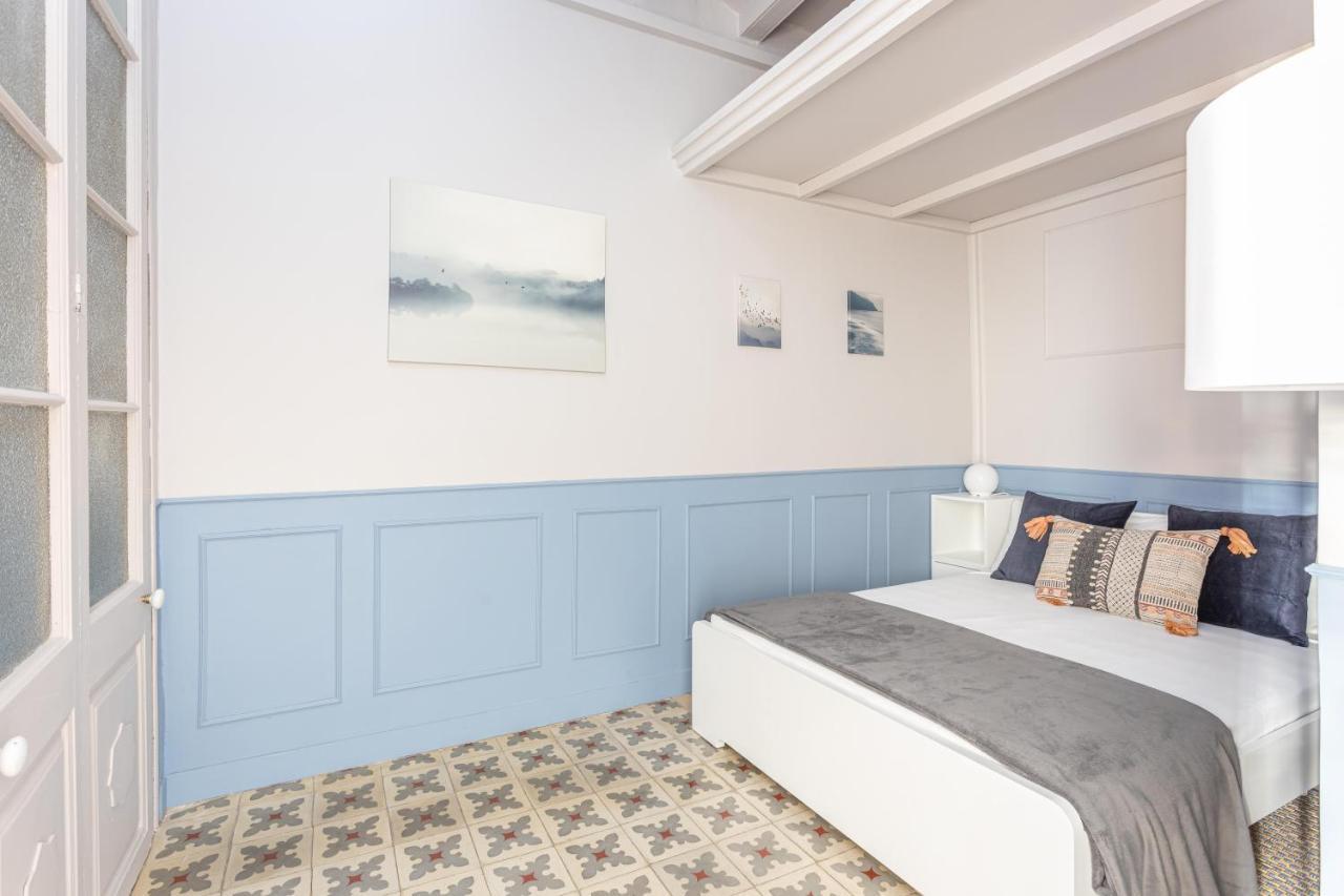 Luxurious-historical With Terrace * Barcellona